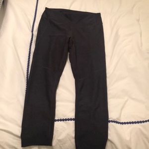 Outdoor Voices 3/4 Warmup Leggings